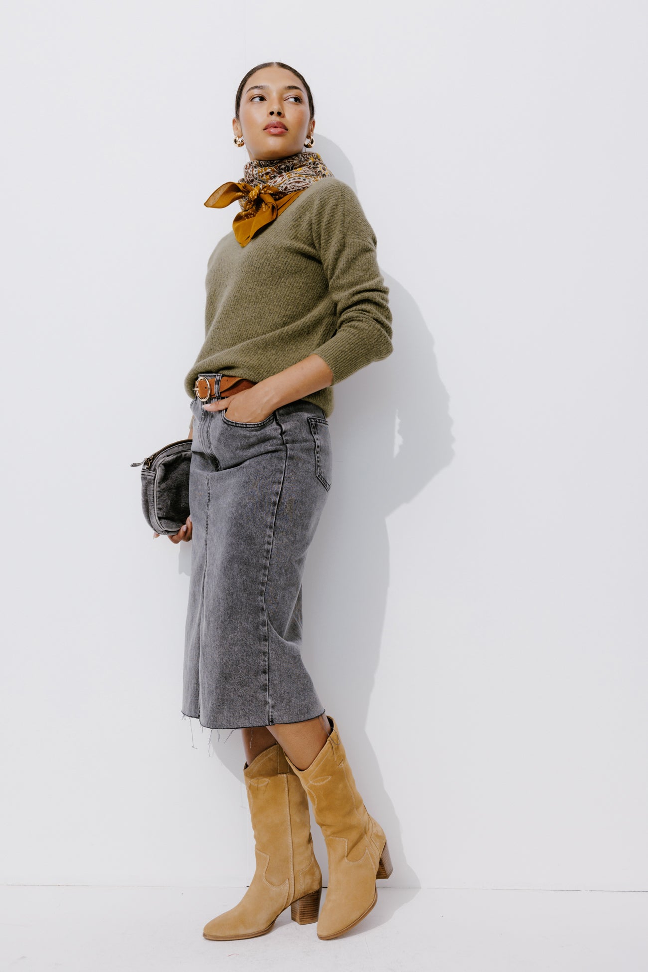 V-neck ribbed jumper - Khaki