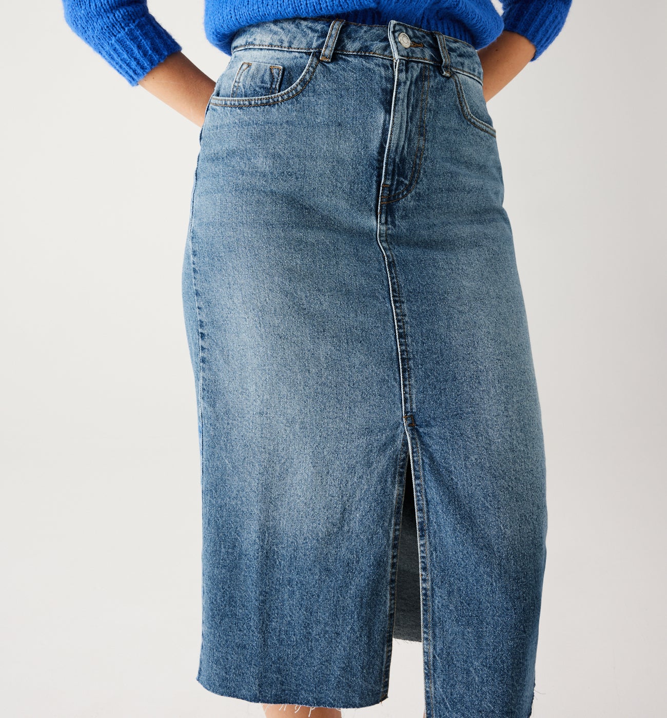 Midi denim skirt - Medium denim