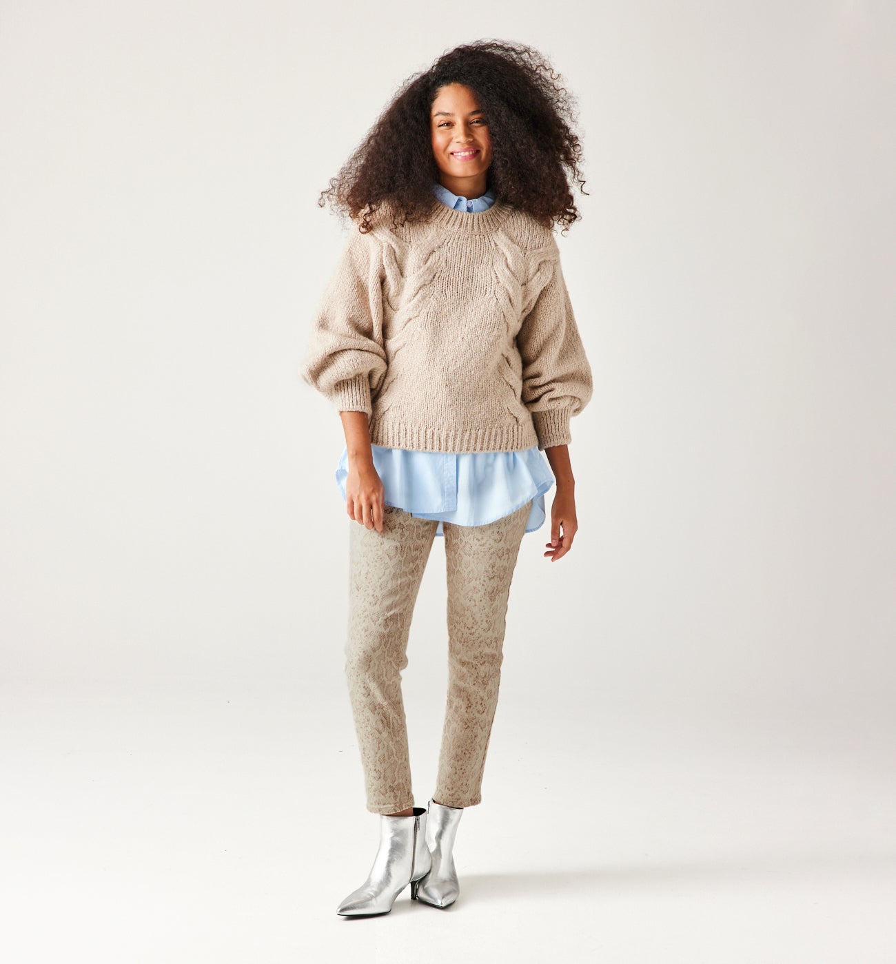 Snakeskin pattern trousers - Ecru print