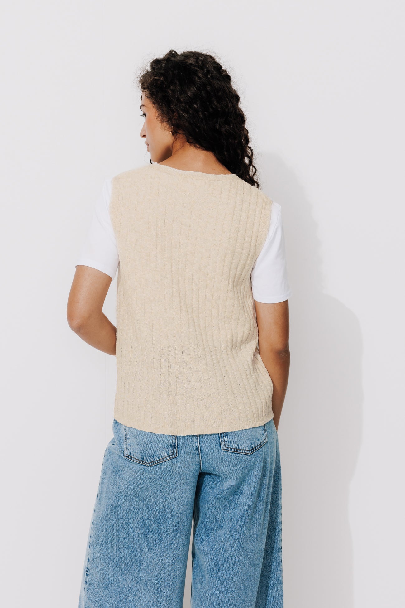 Sleeveless waistcoat - Ecru