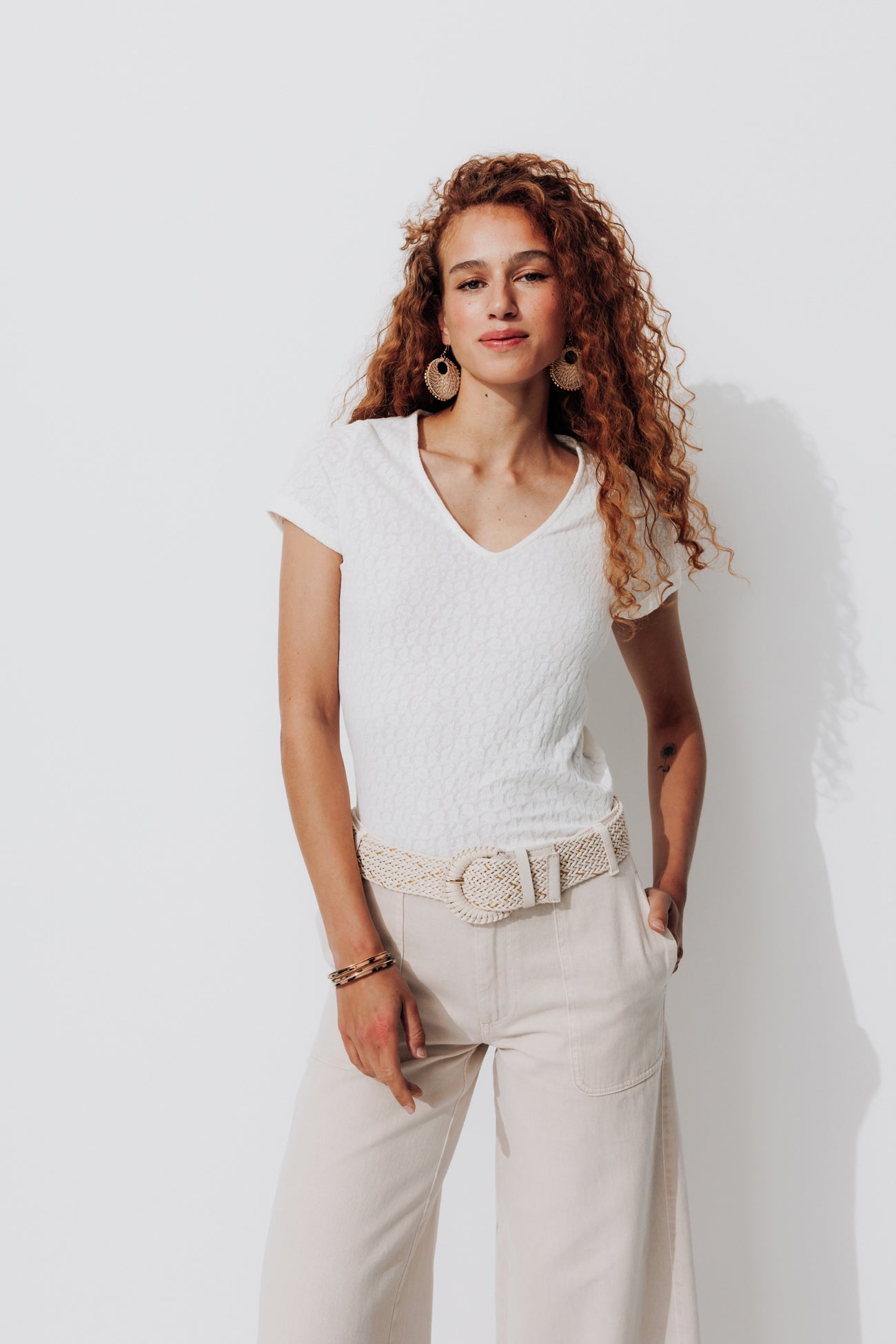 V-neck fashion t-shirt - Ecru