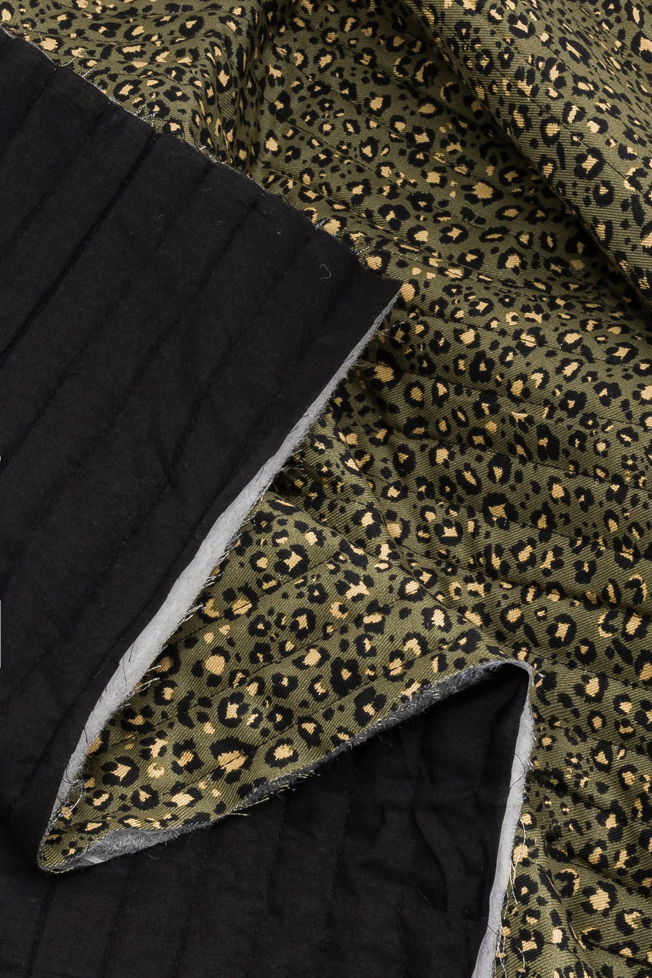 Leopard 2m padded fabric - Khaki print