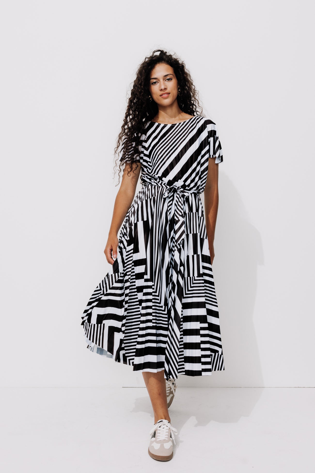 Pleated striped dress - Black stripes