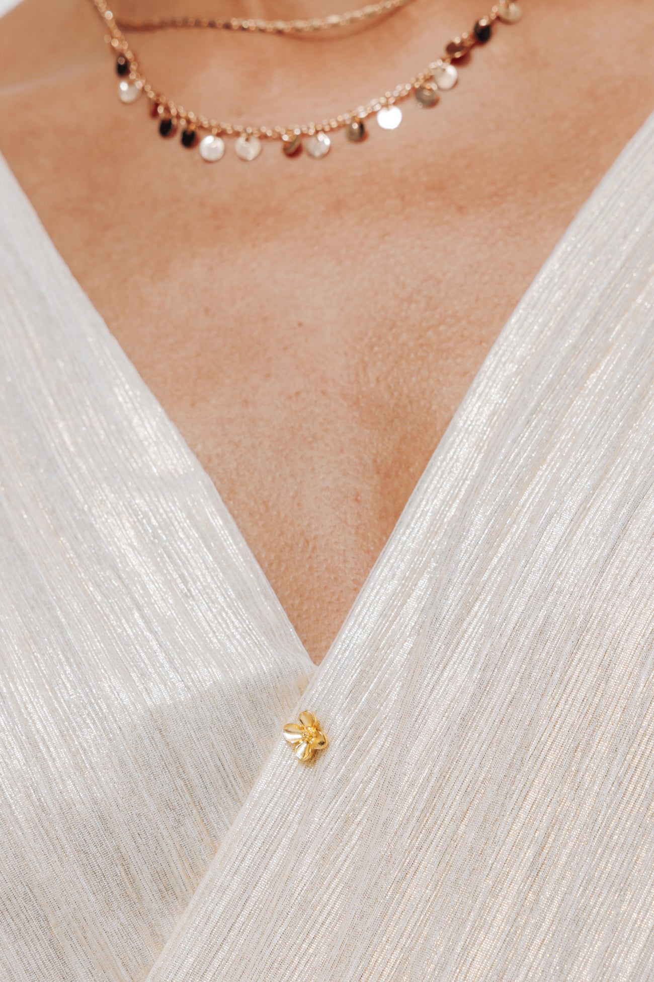 Flower pin brooch - Silver