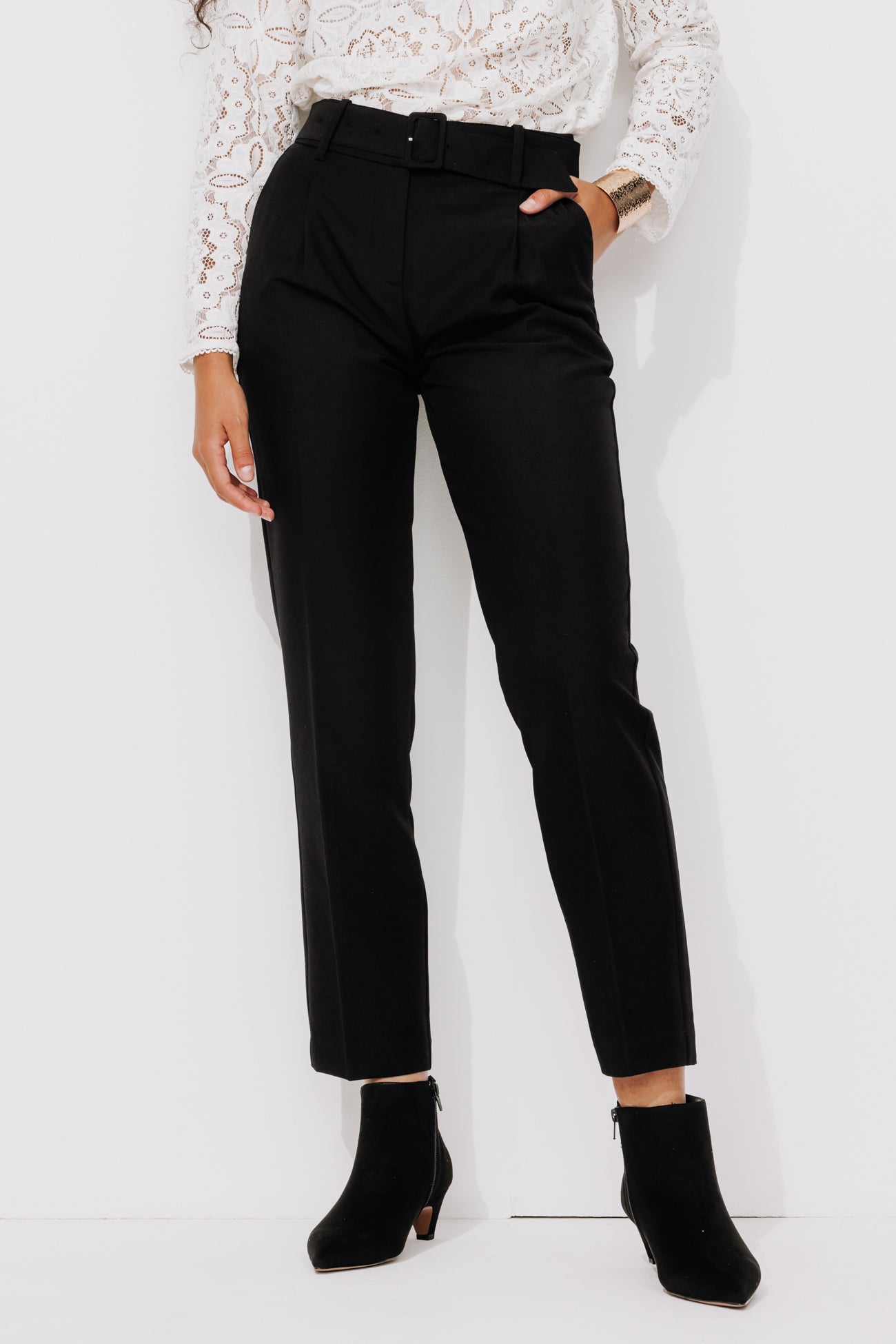 Peg-shape trousers - Chestnut brown