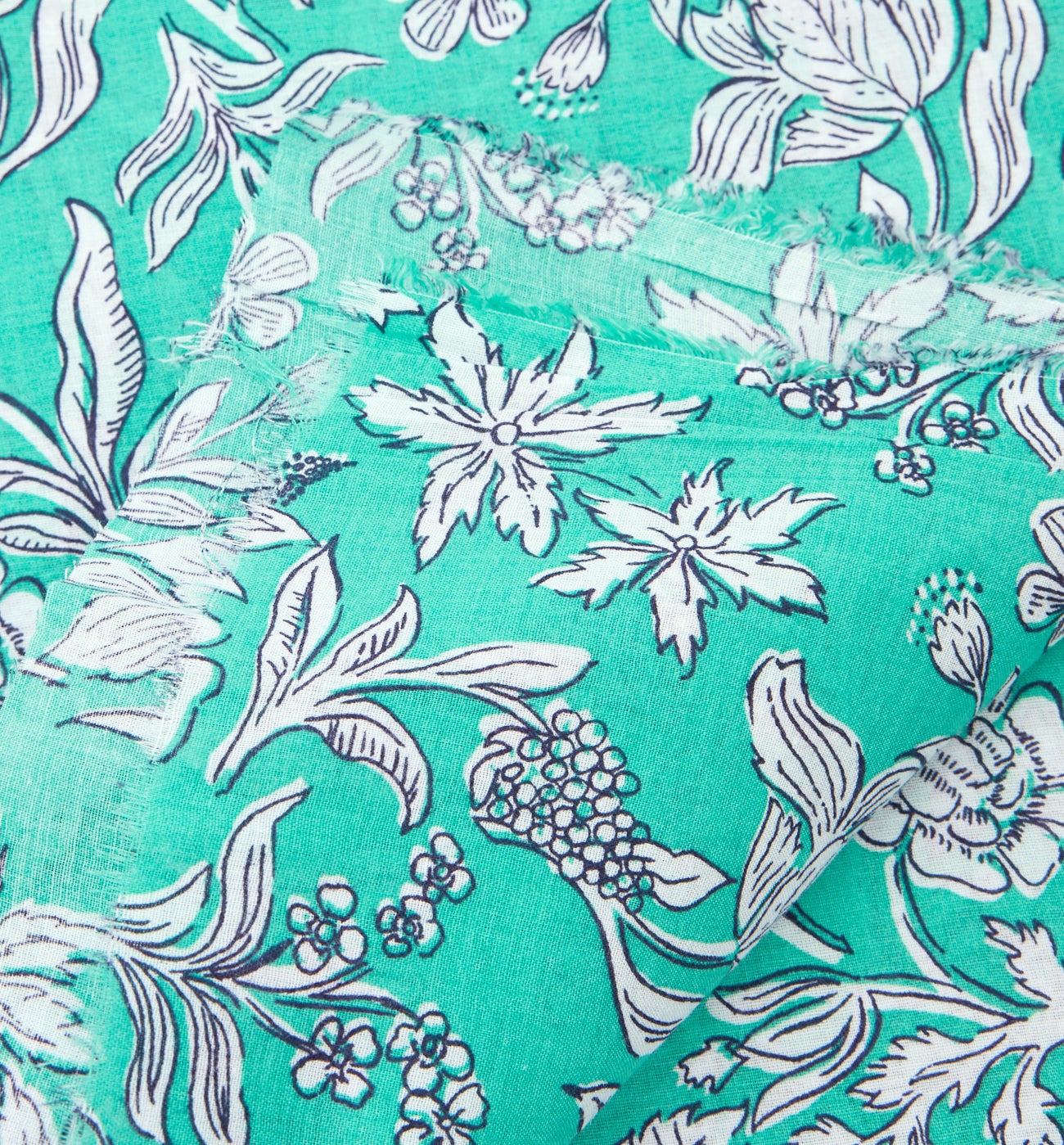 2m cotton voile fabric cut - Blue print