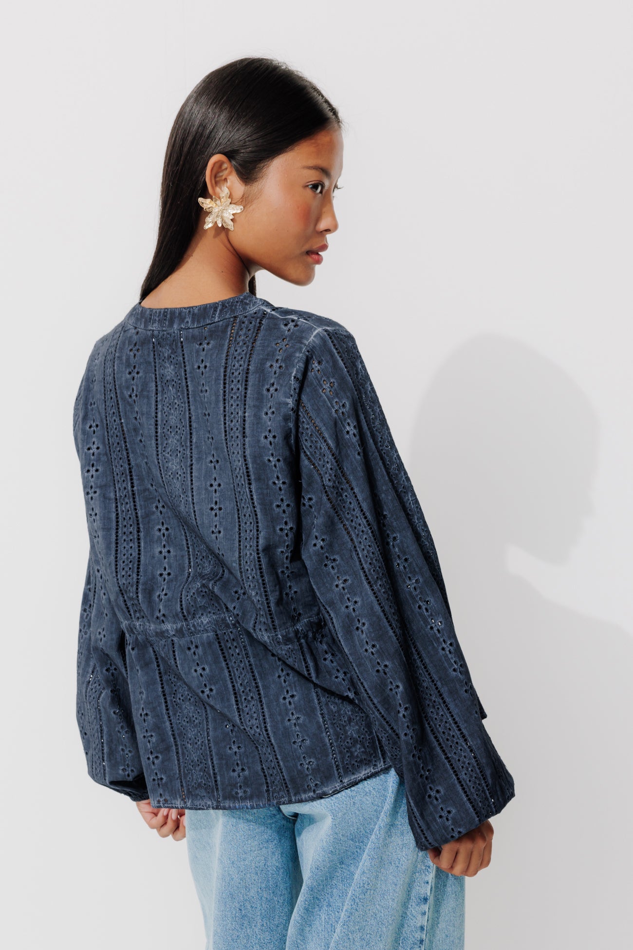 Broderie anglaise shirt - Medium denim