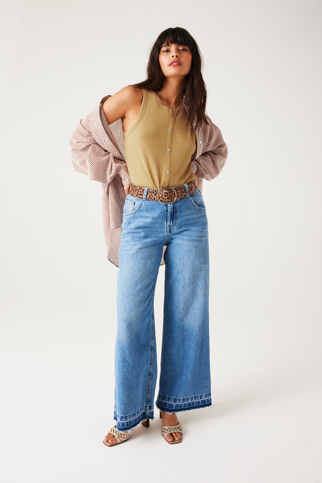 Plain ribbed sleeveless top - Beige