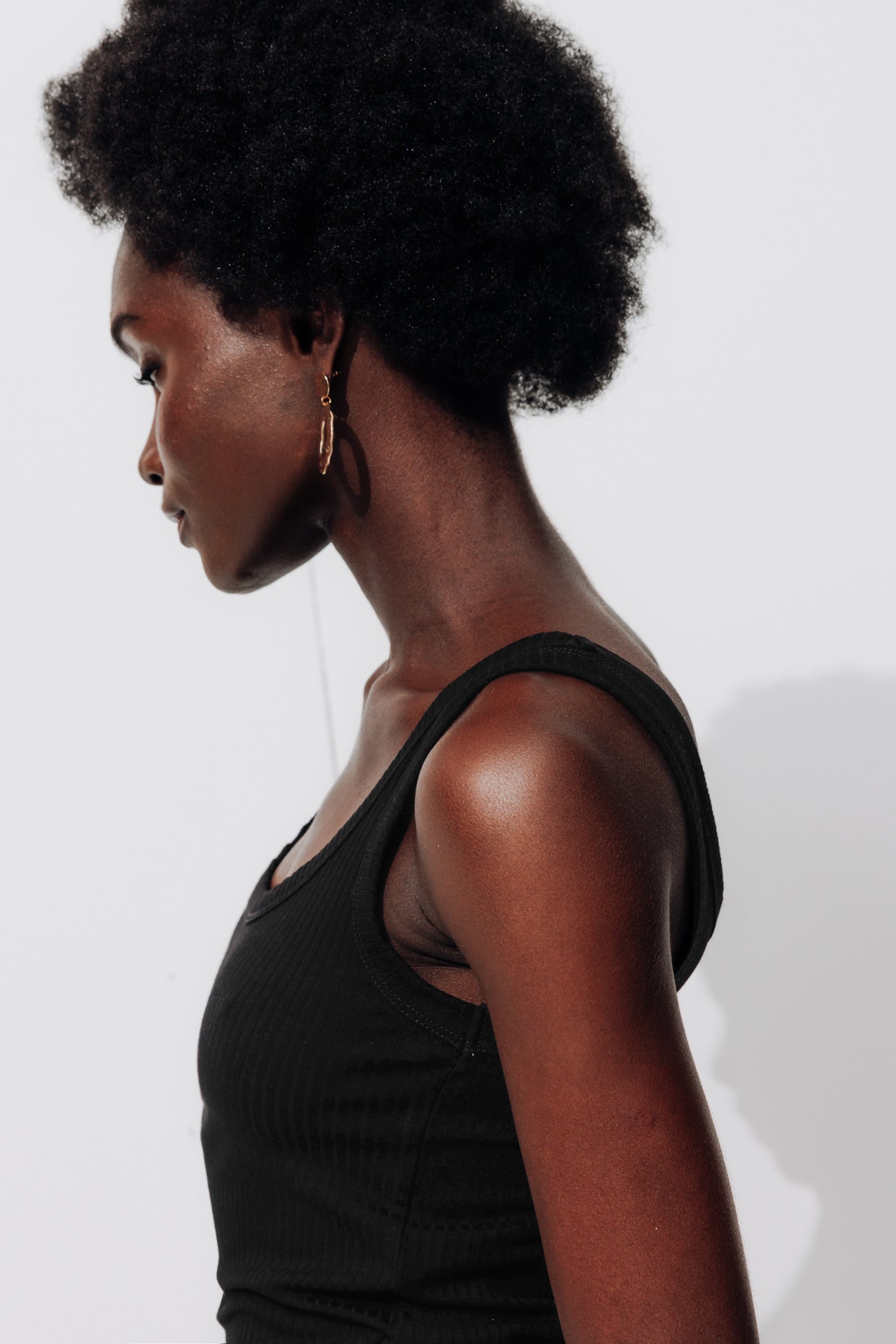 Plain ribbed sleeveless top - Black