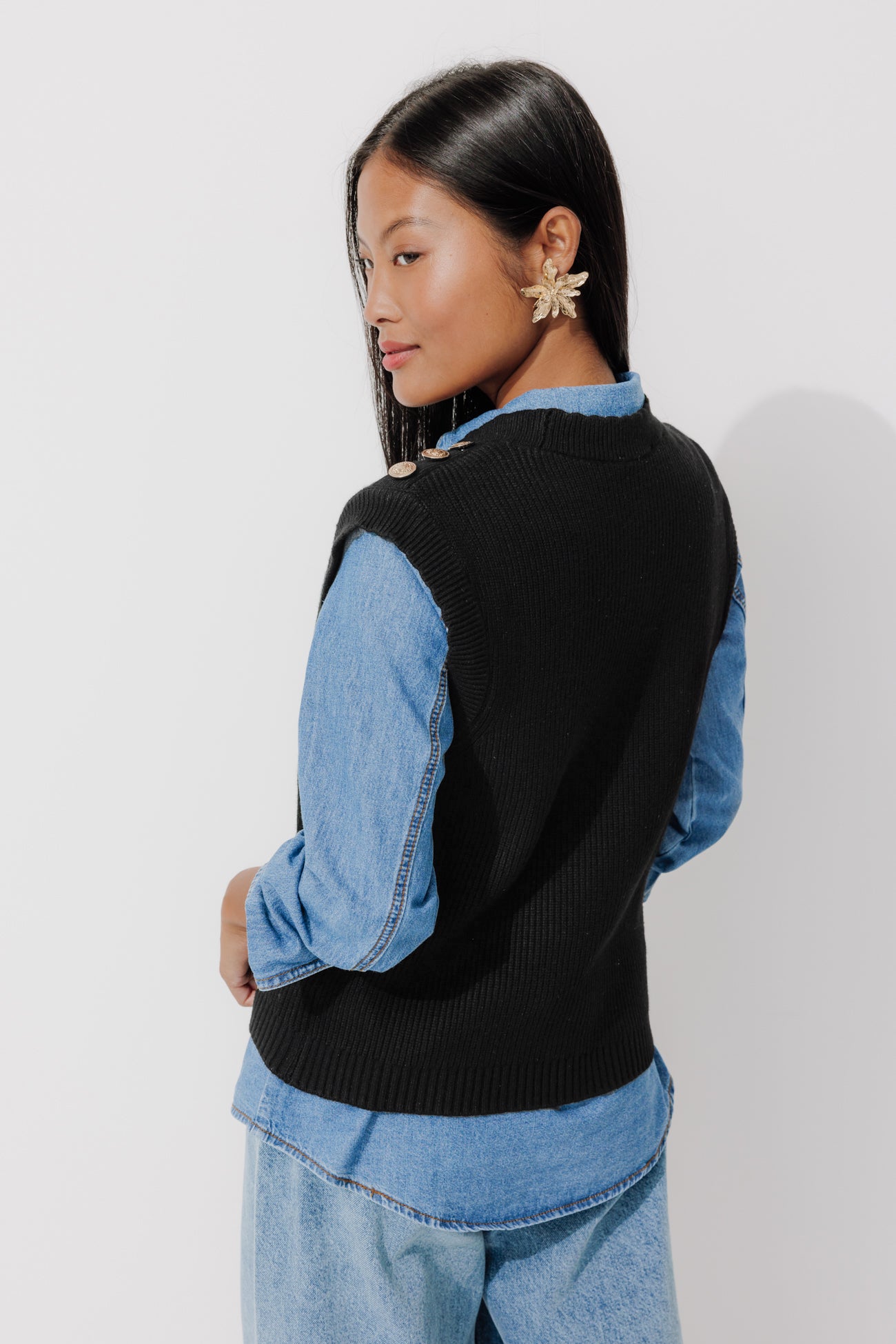 Sleeveless jumper - Ecru stripes