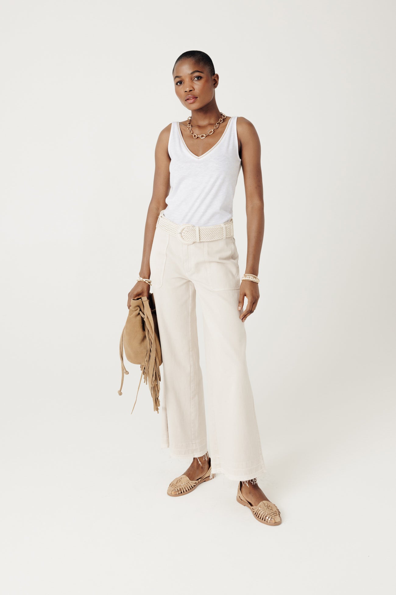 V-neckline strappy top - White