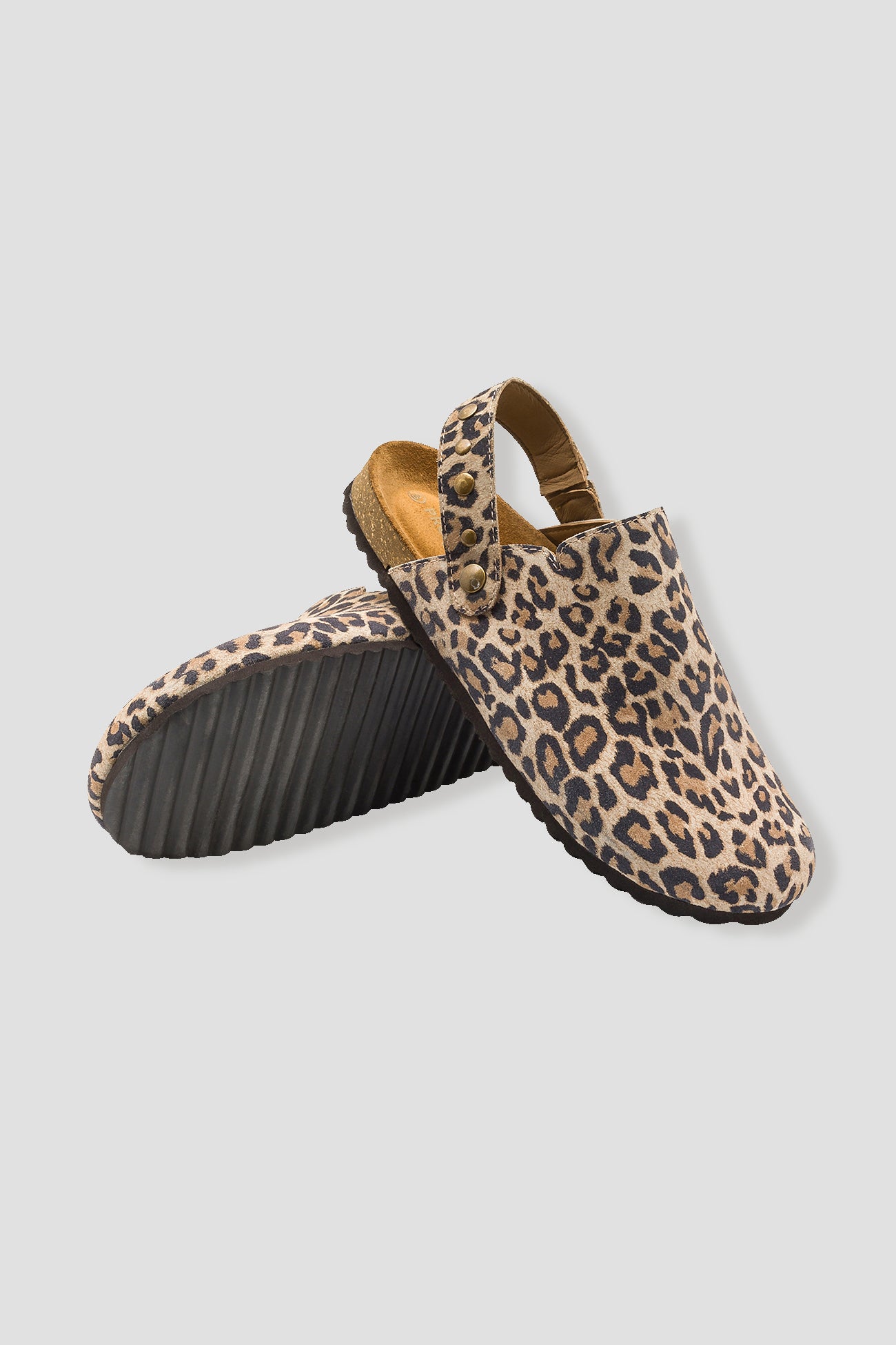 Leopard pattern leather clogs - Camel print