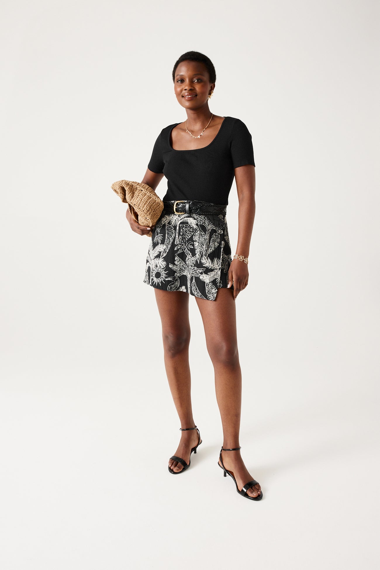 Square-neckline top - Beige