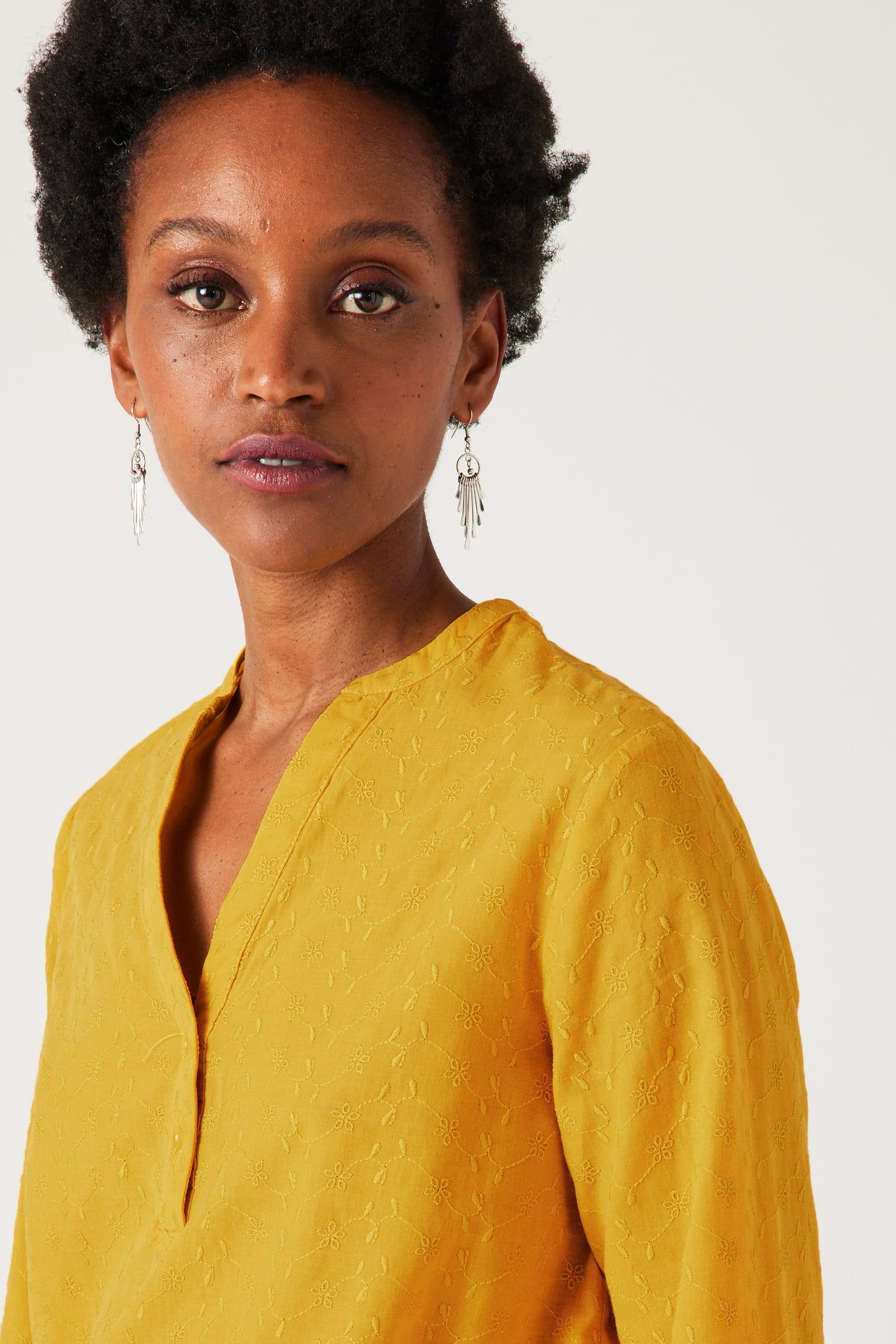 Plain embroidered blouse - Ochre