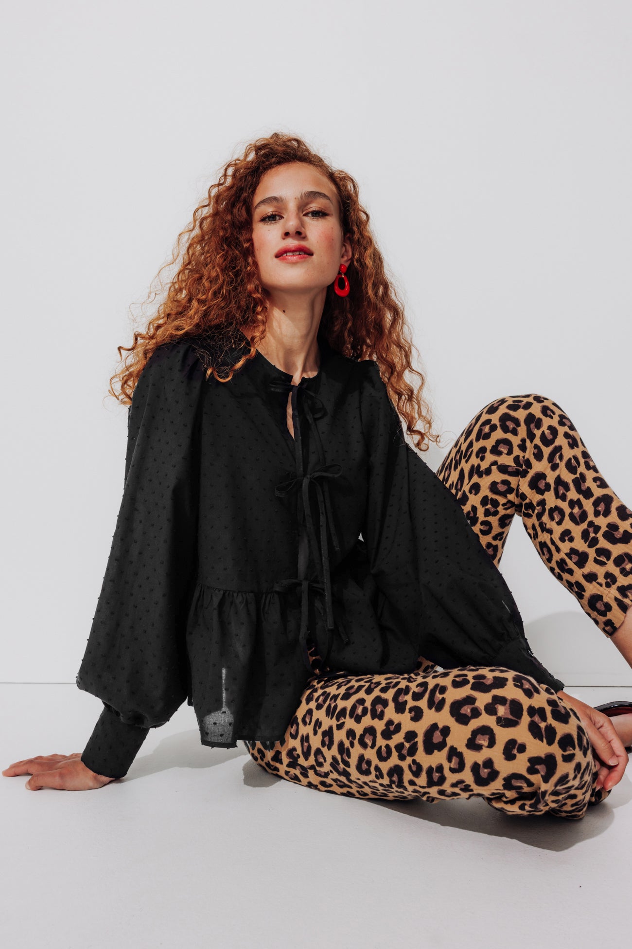 Tie-front shirt - Black