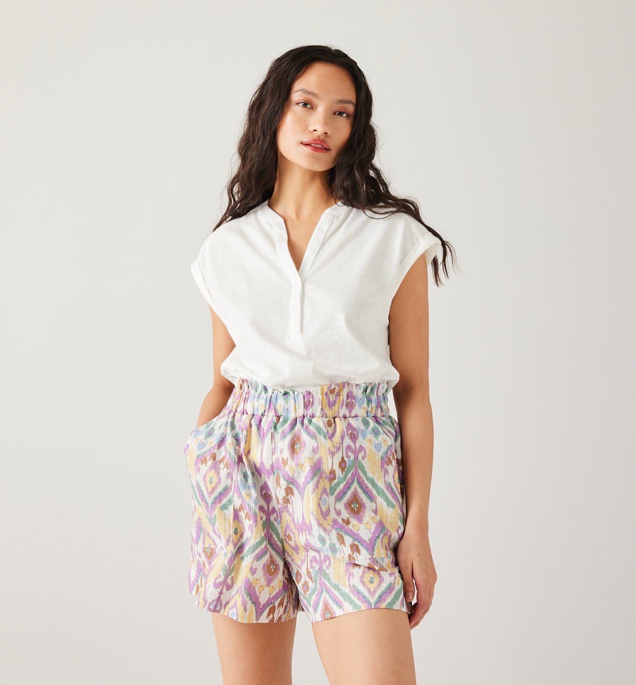 Tunic neckline t-shirt - White