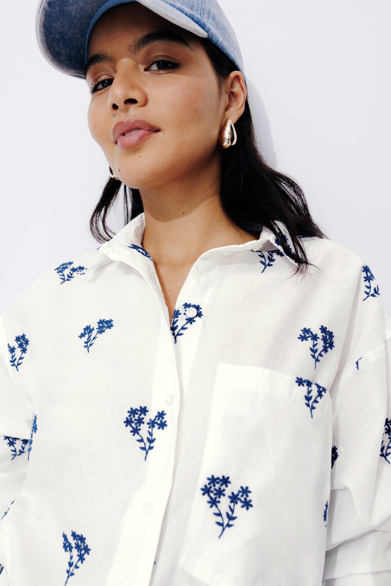 Oversized embroidered shirt - White