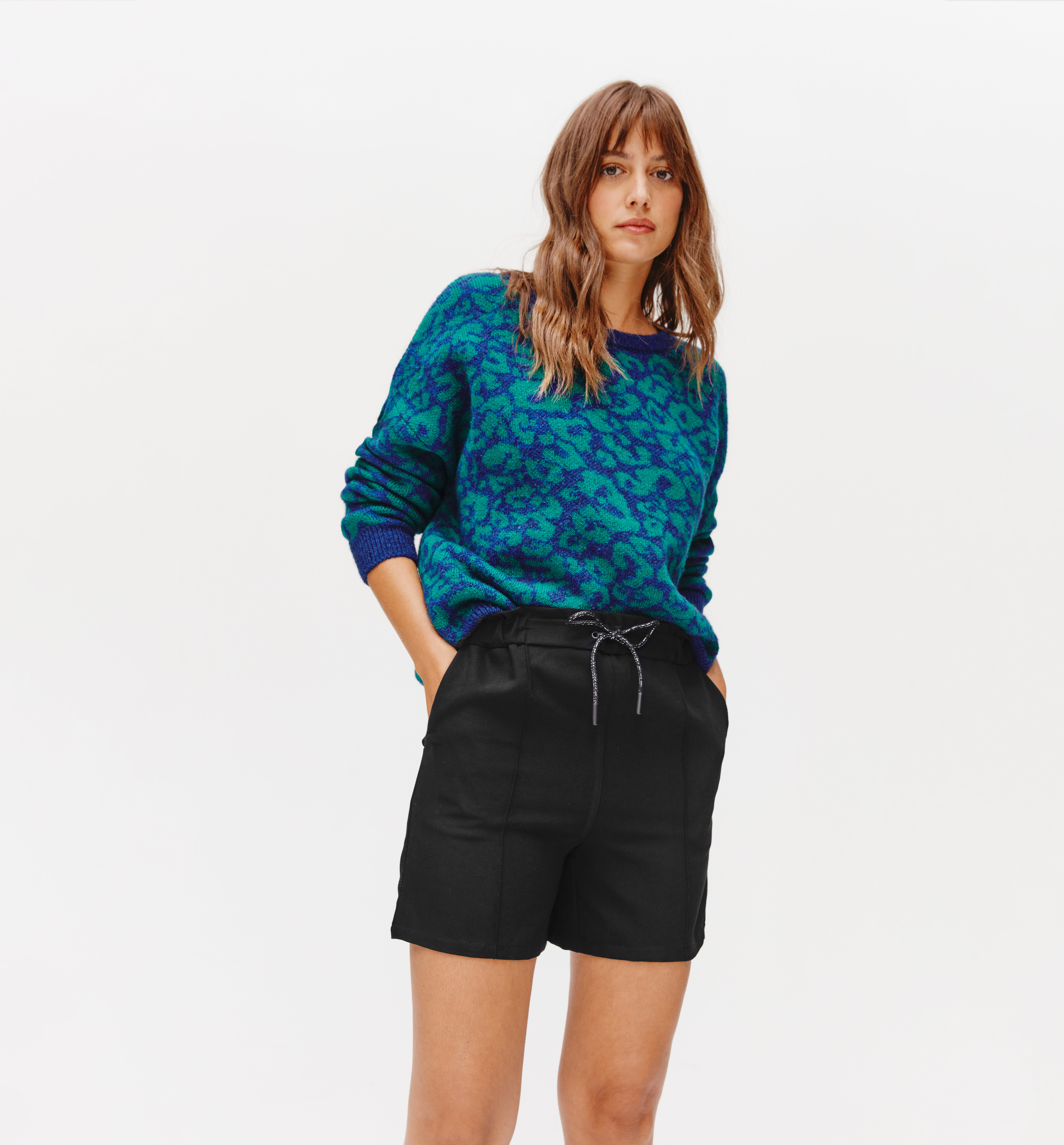 High-waist smart shorts - Black