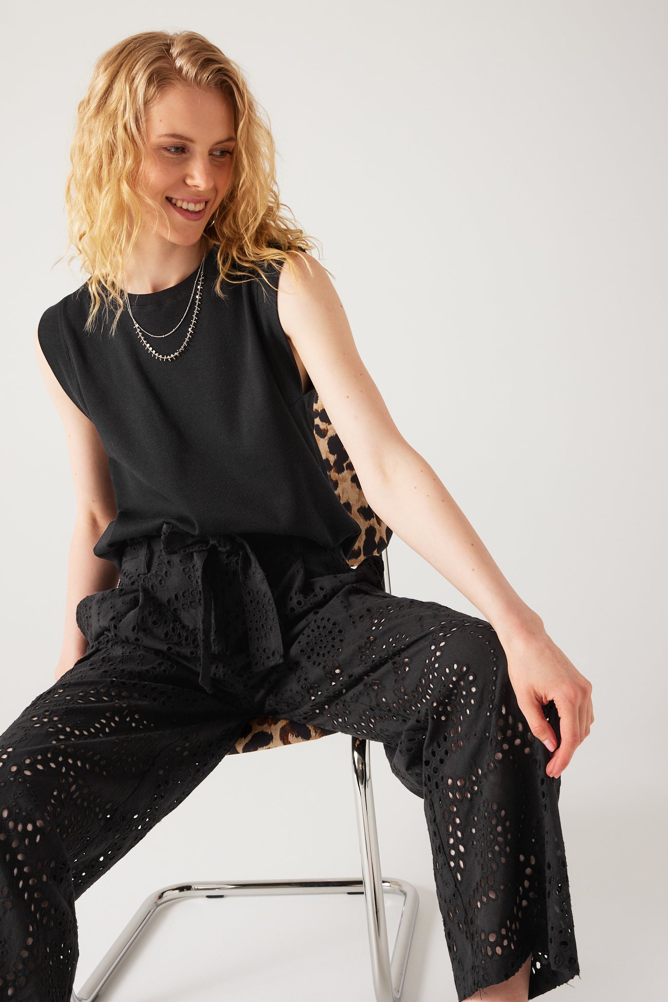 Sleeveless t-shirt - Black