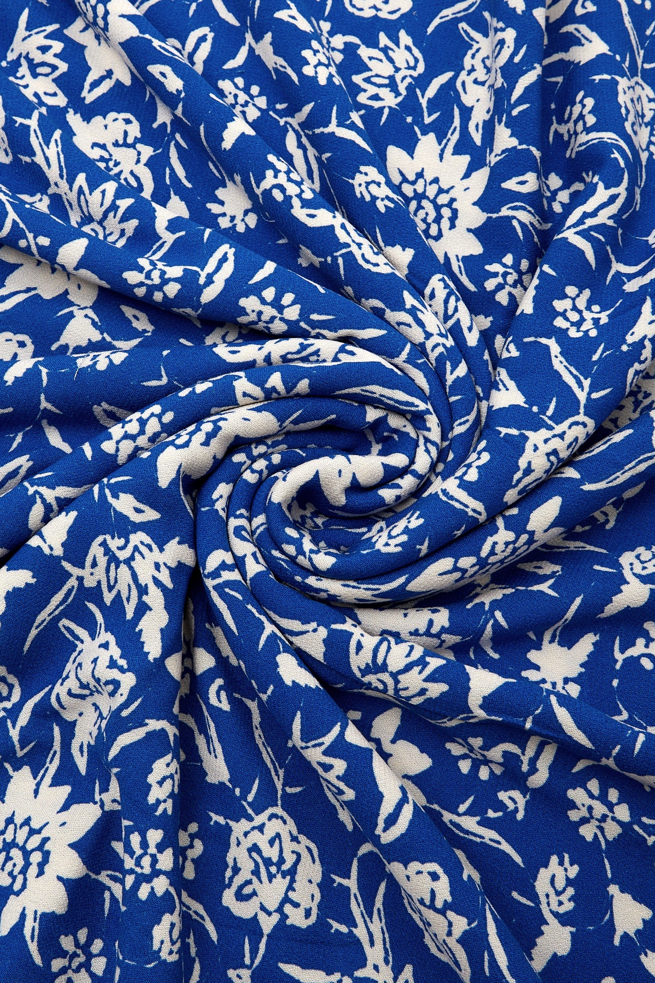 3m floral viscose fabric cut - Blue print