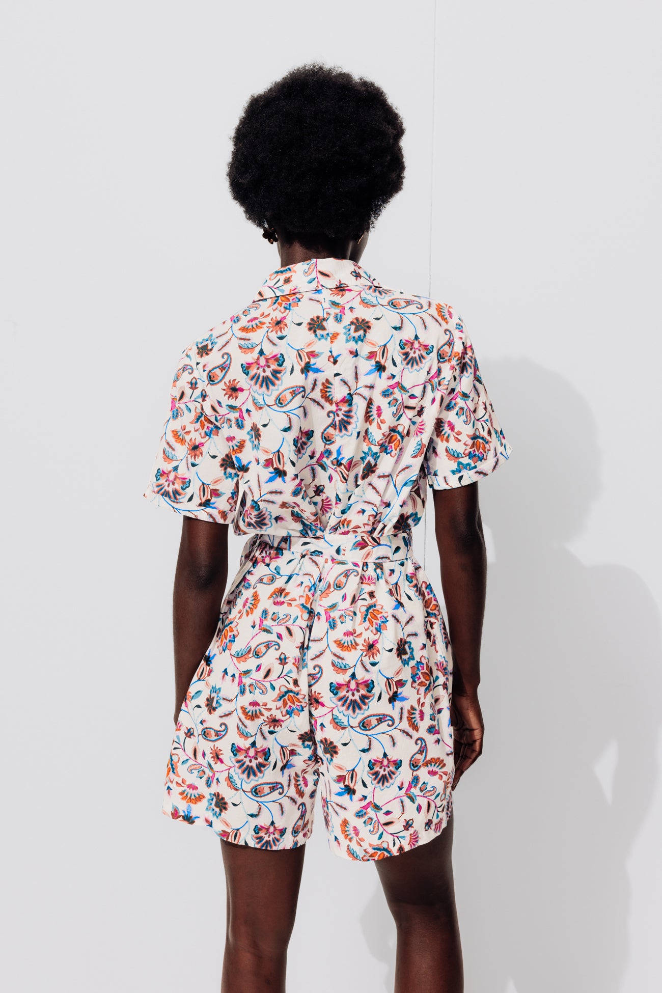 Patterned shorts jumpsuit - Ecru print