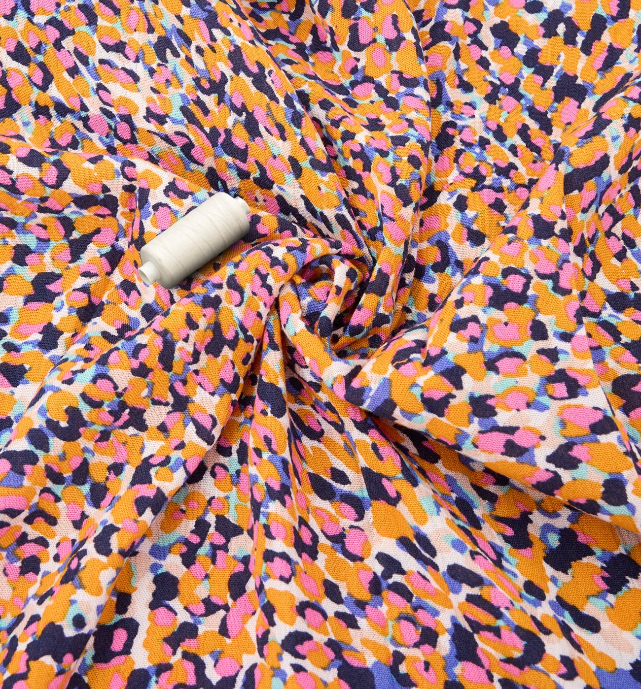 3m viscose fabric cut - Navy blue print