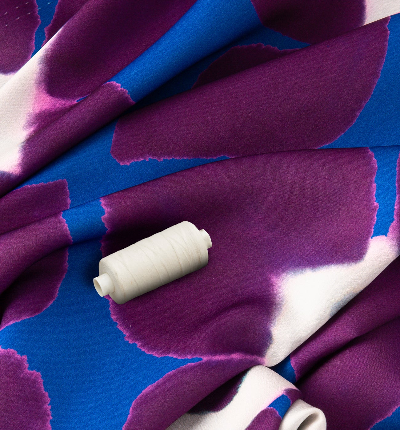 Polyester satin fabric cut - Pink print