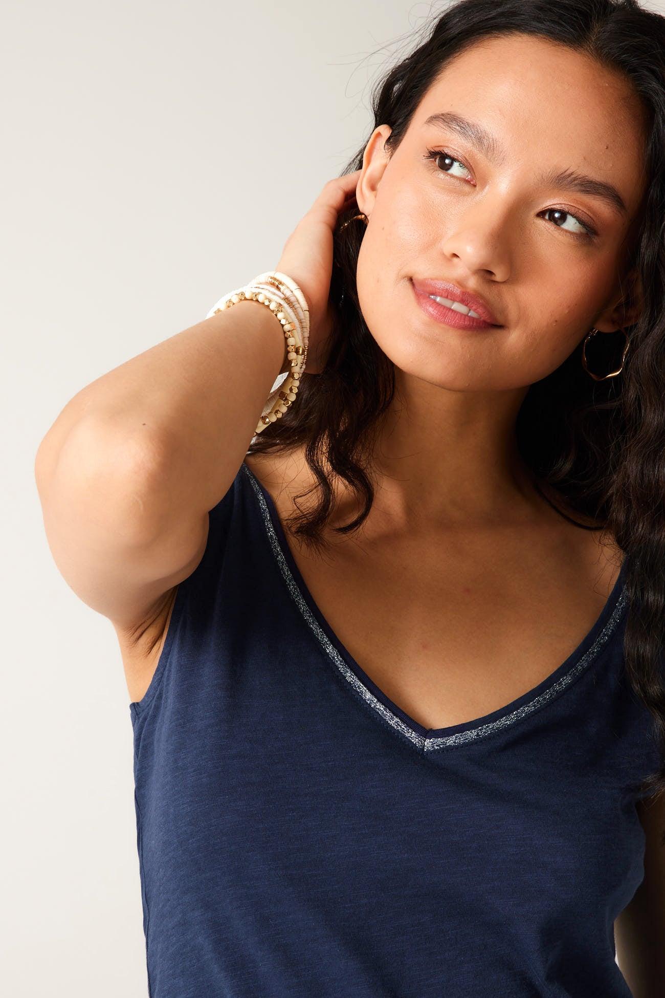 V-neckline strappy top - White