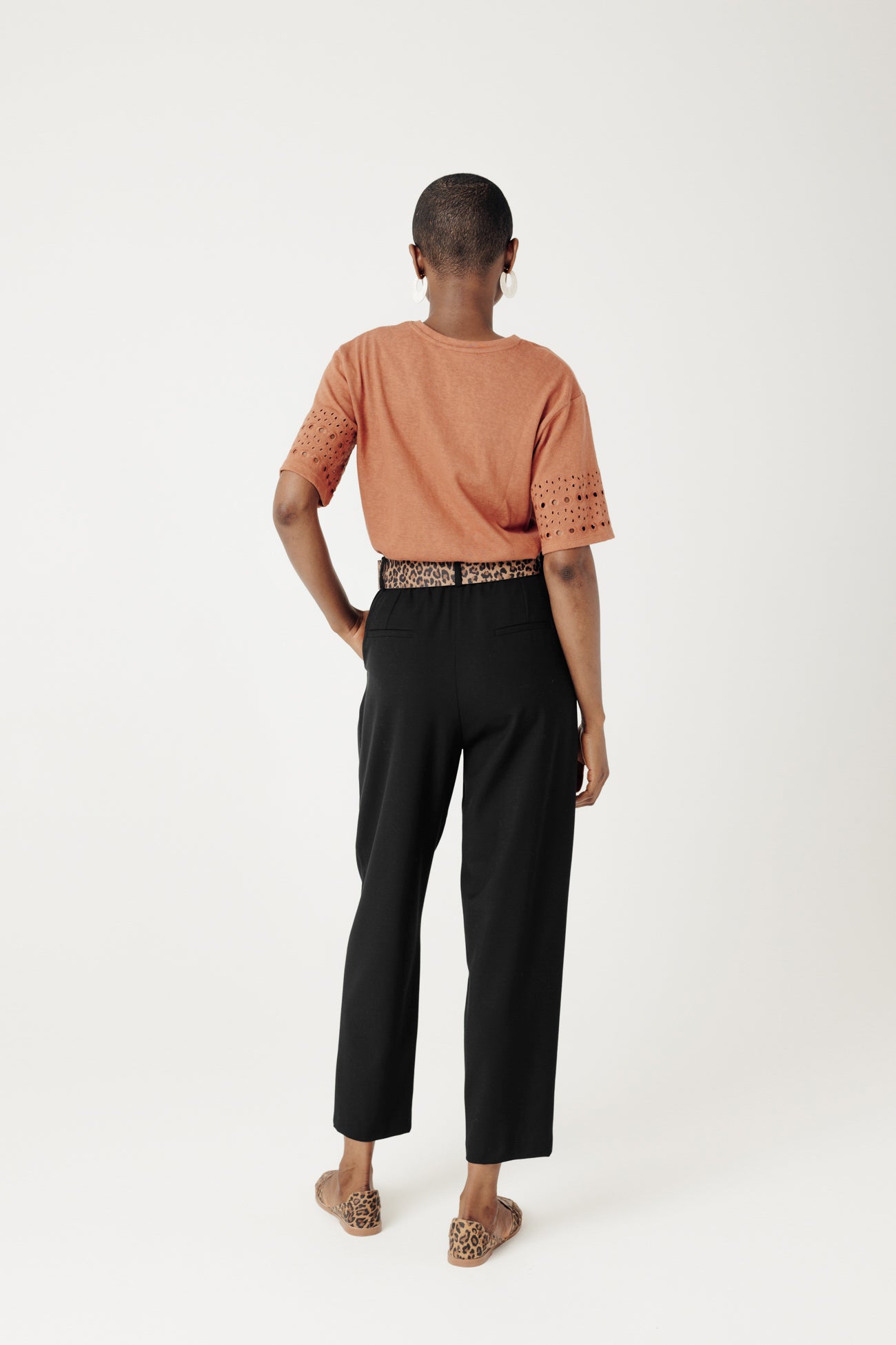 High-waist peg trousers - Black