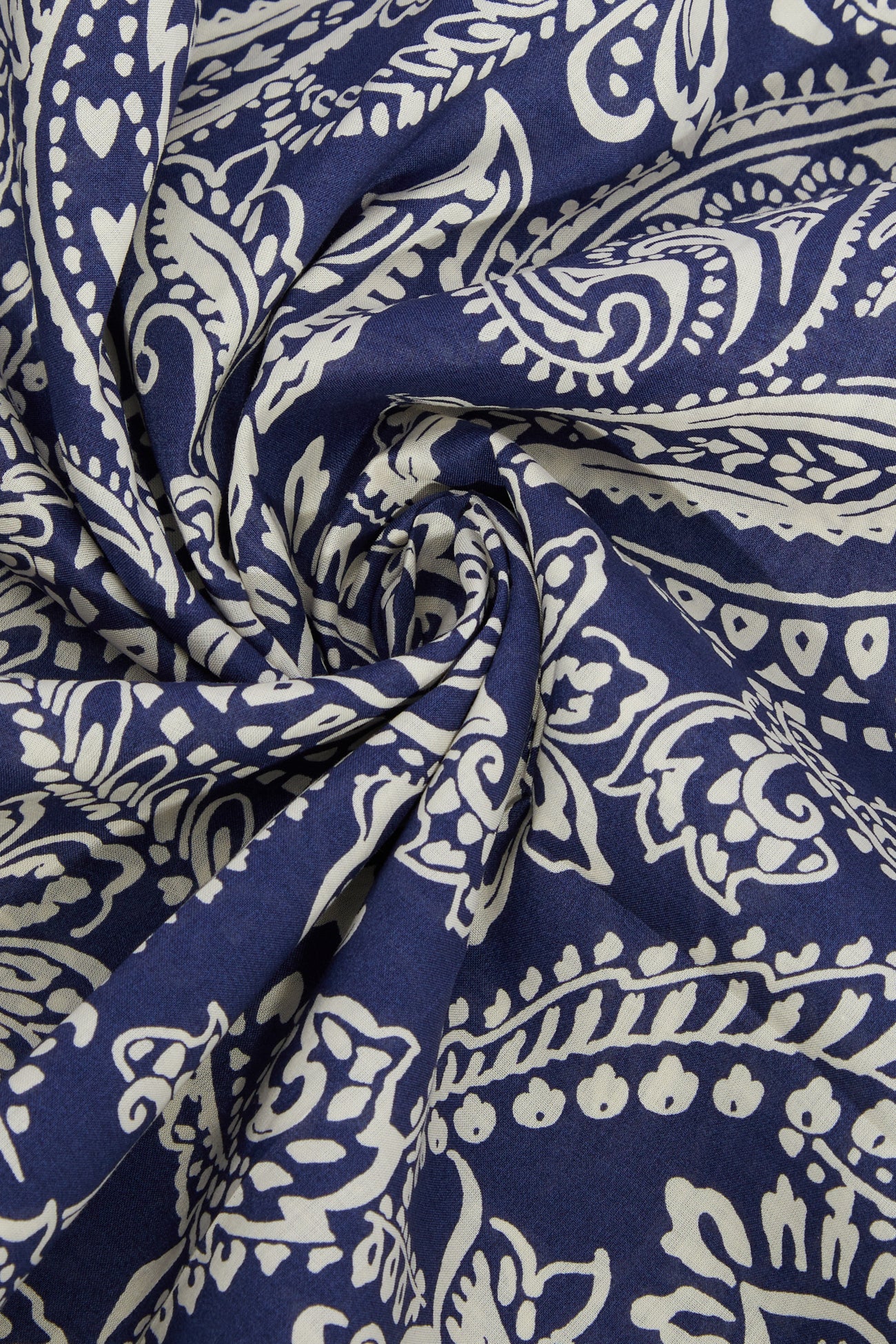 3m patterned cotton fabric cut - Blue print