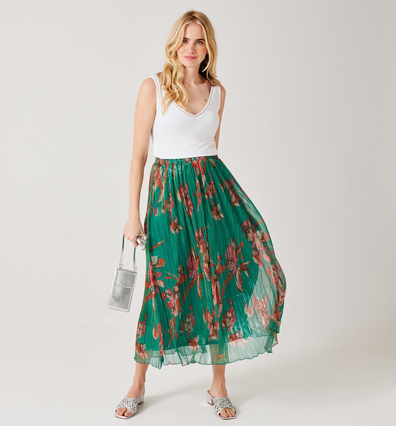 V-neckline sleeveless top - Ecru