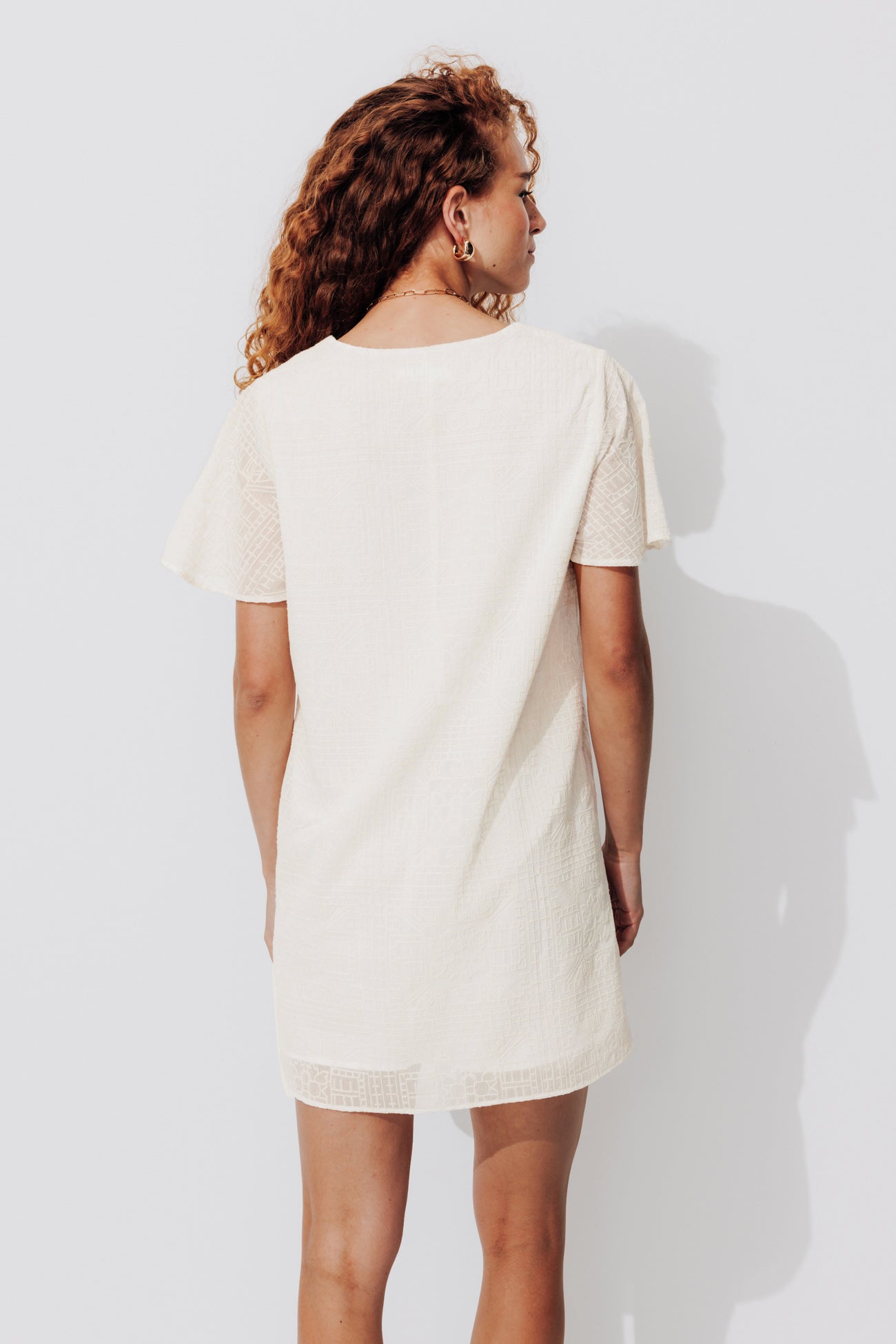 Short embroidered dress - Ecru