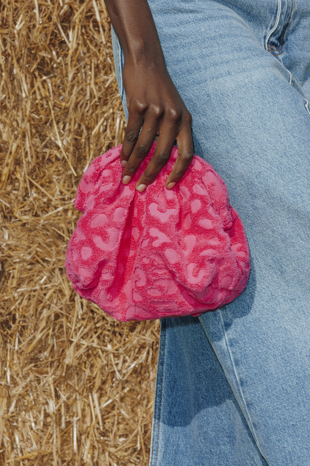 Towelling half-moon bag - Fuchsia