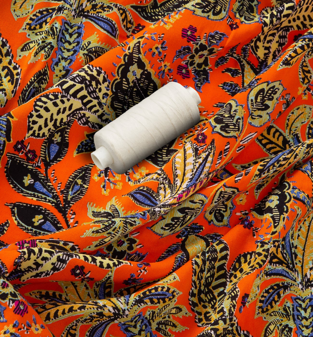 Viscose fabric cut - Black print