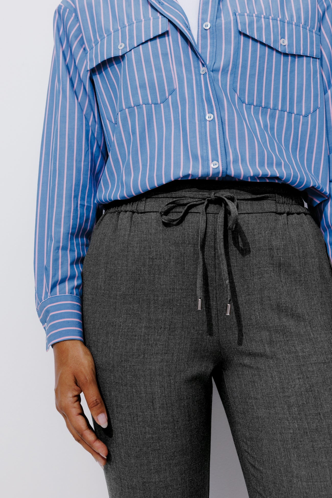 Checked jogging trousers - Navy blue stripes