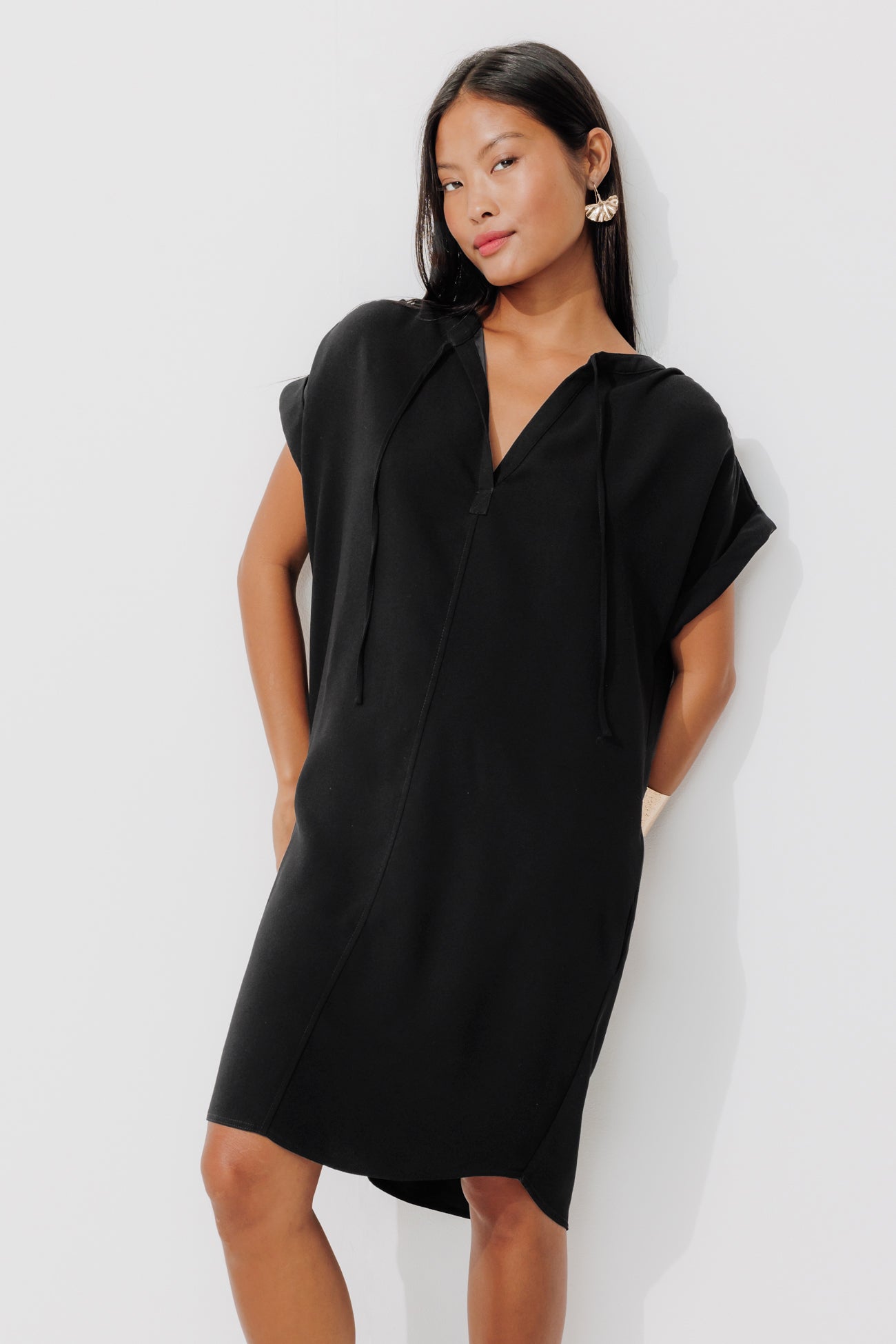 Short-sleeved dress - Black