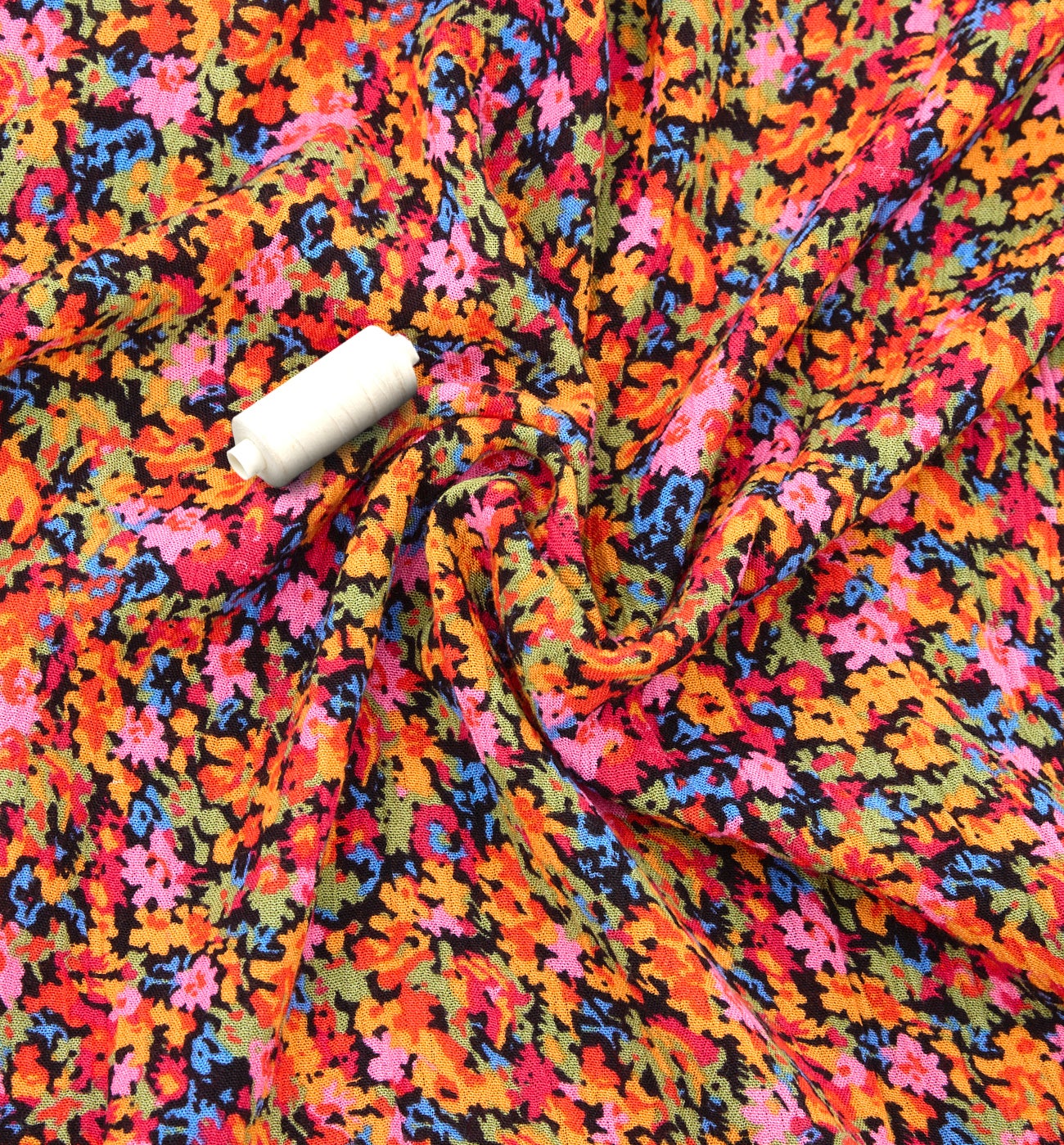 3m crinkle viscose fabric cut - Mandarine print