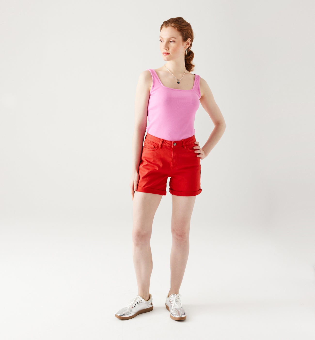 Plain canvas shorts - Red