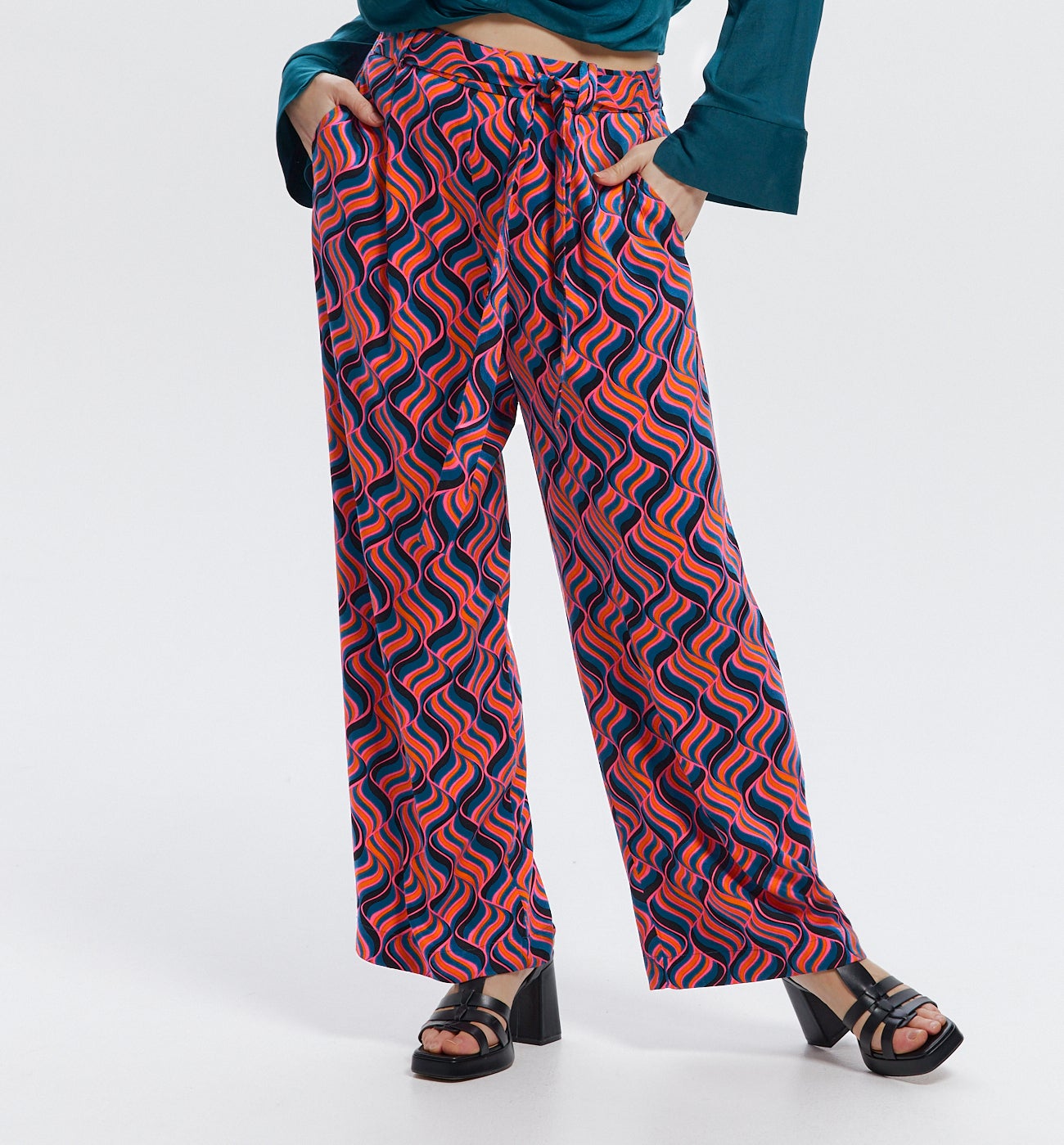 High-waist wideleg trousers - Black