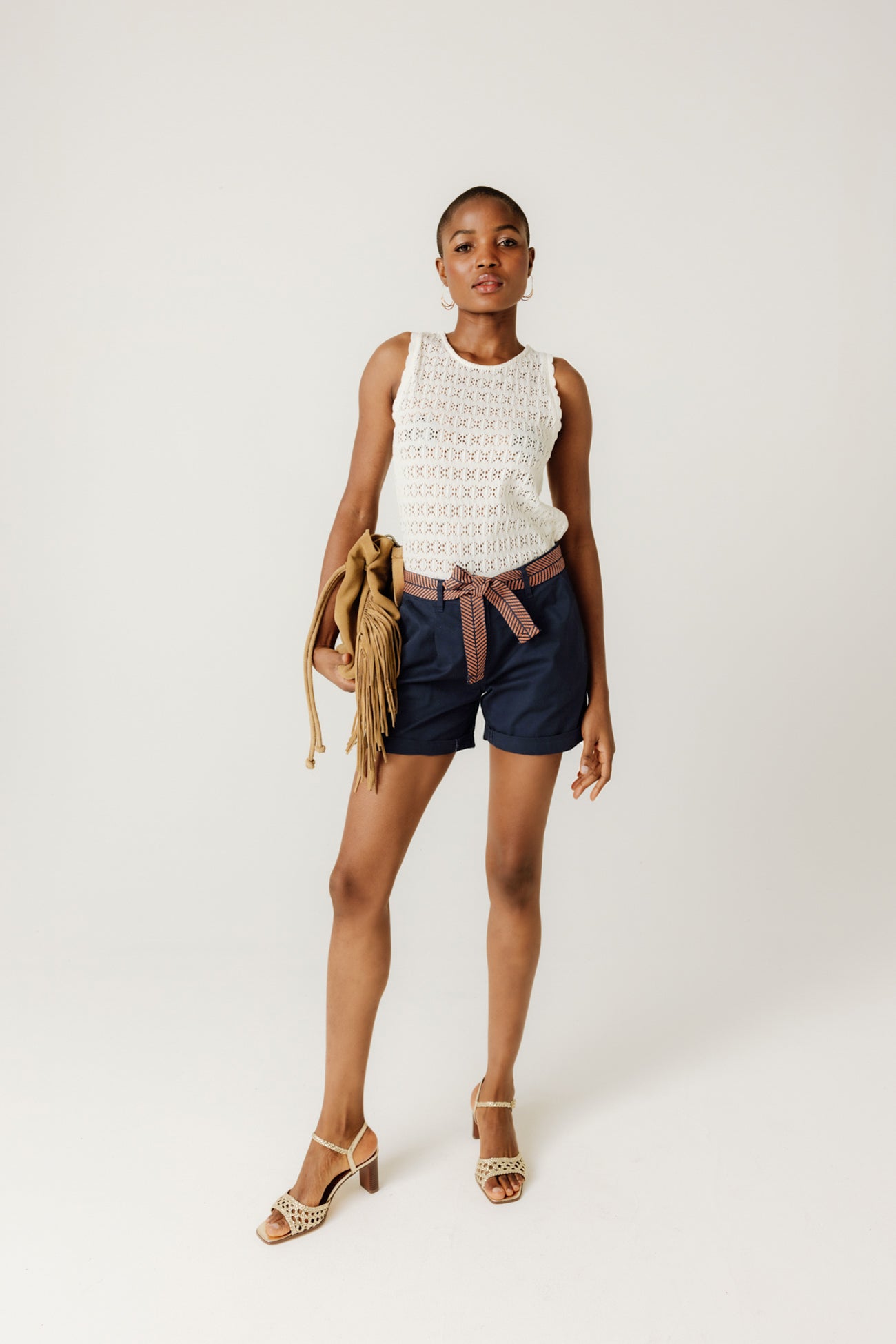 Belted pleated shorts - White
