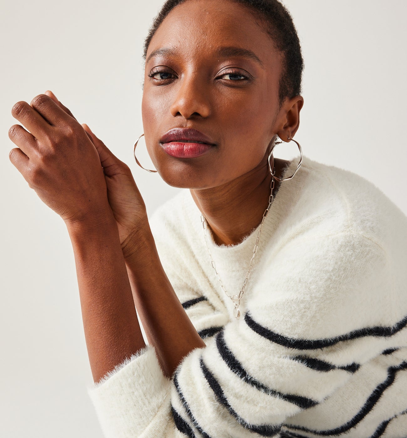 Fluffy nautical jumper - Black stripes