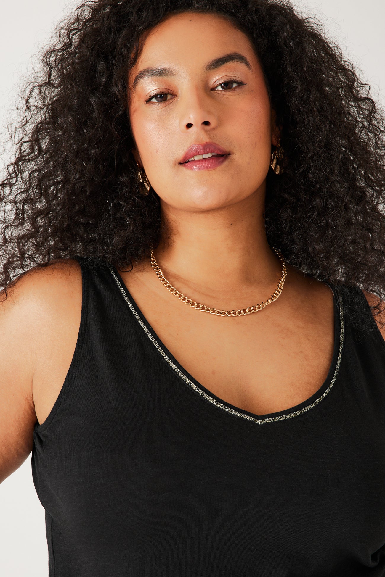 V-neckline strappy top - White