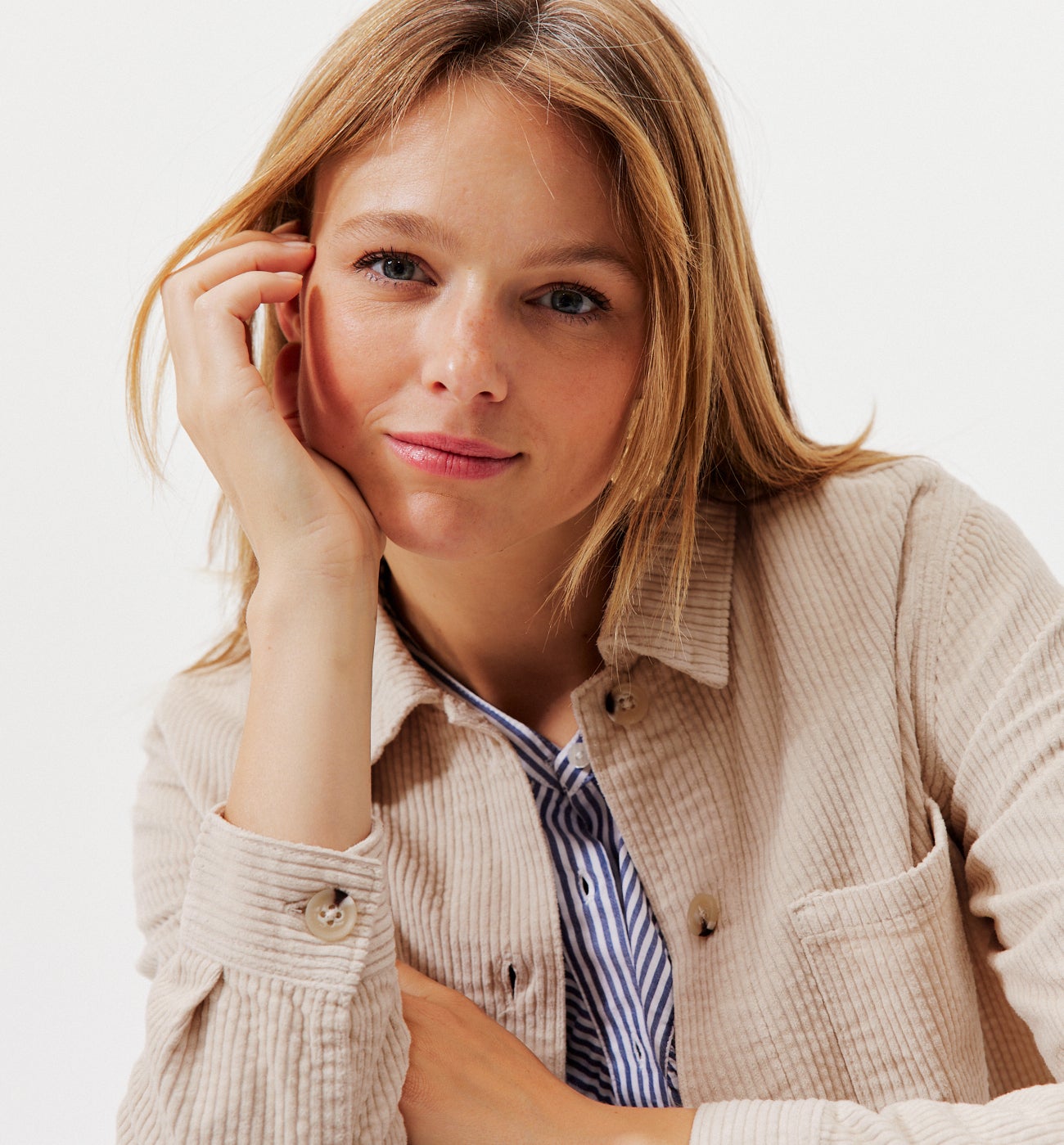 ALMA corduroy overjacket - Beige