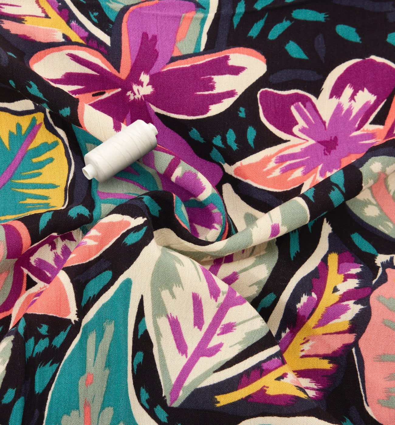 3m crinkle viscose fabric cut - Mandarine print