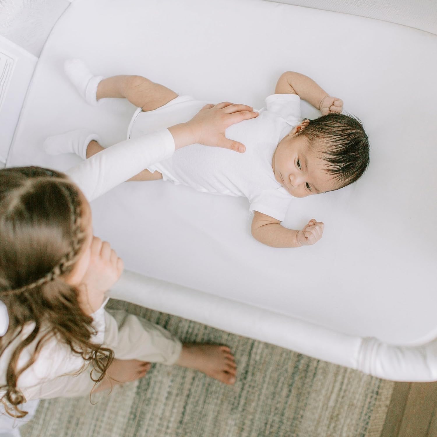 Baby Delight Beside Me Dreamer Bassinet | Bedside Sleeper | 6-Position Height Adjustment | Driftwood Grey : Baby