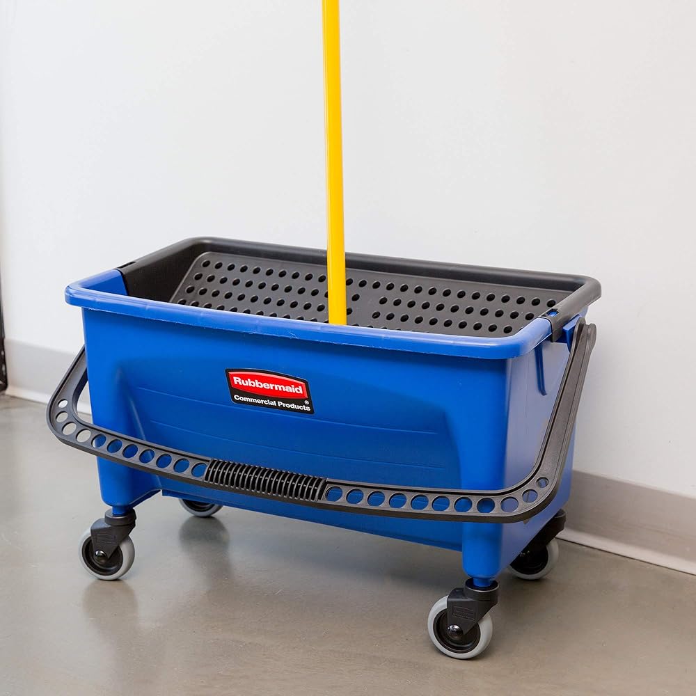 Rubbermaid Commercial Products Finish Mop Bucket with Press Wringer, 26