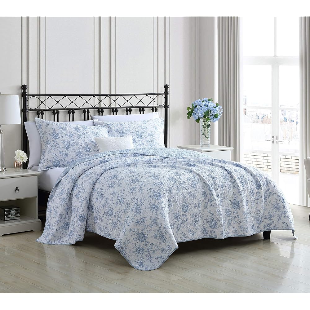 Laura Ashley - King Quilt Set, Reversible Floral Cotton Bedding with Matching Shams, Medium Weight for Year Round Use (Walled Garden Blue) : Home & Kitchen
