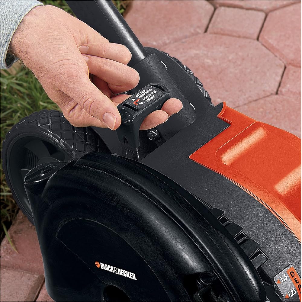 : BLACK+DECKER 12 Amp 2-in-1 Landscape Edger and Trencher, (LE760FF) : Patio, Lawn & Garden