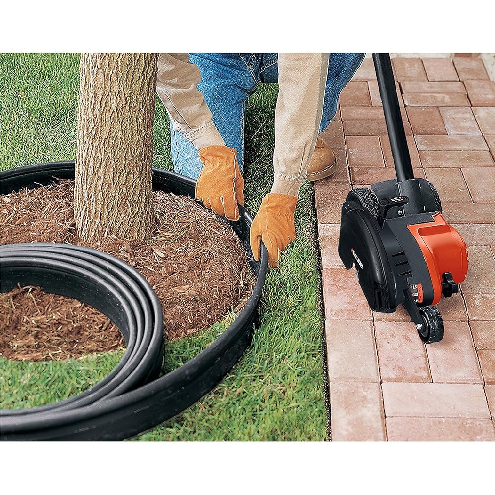 : BLACK+DECKER 12 Amp 2-in-1 Landscape Edger and Trencher, (LE760FF) : Patio, Lawn & Garden