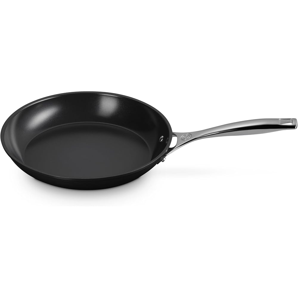 Le Creuset Essential Non-Stick Ceramic Shallow Frying Pan, 10